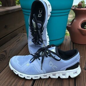 Women’s On Cloud X 3